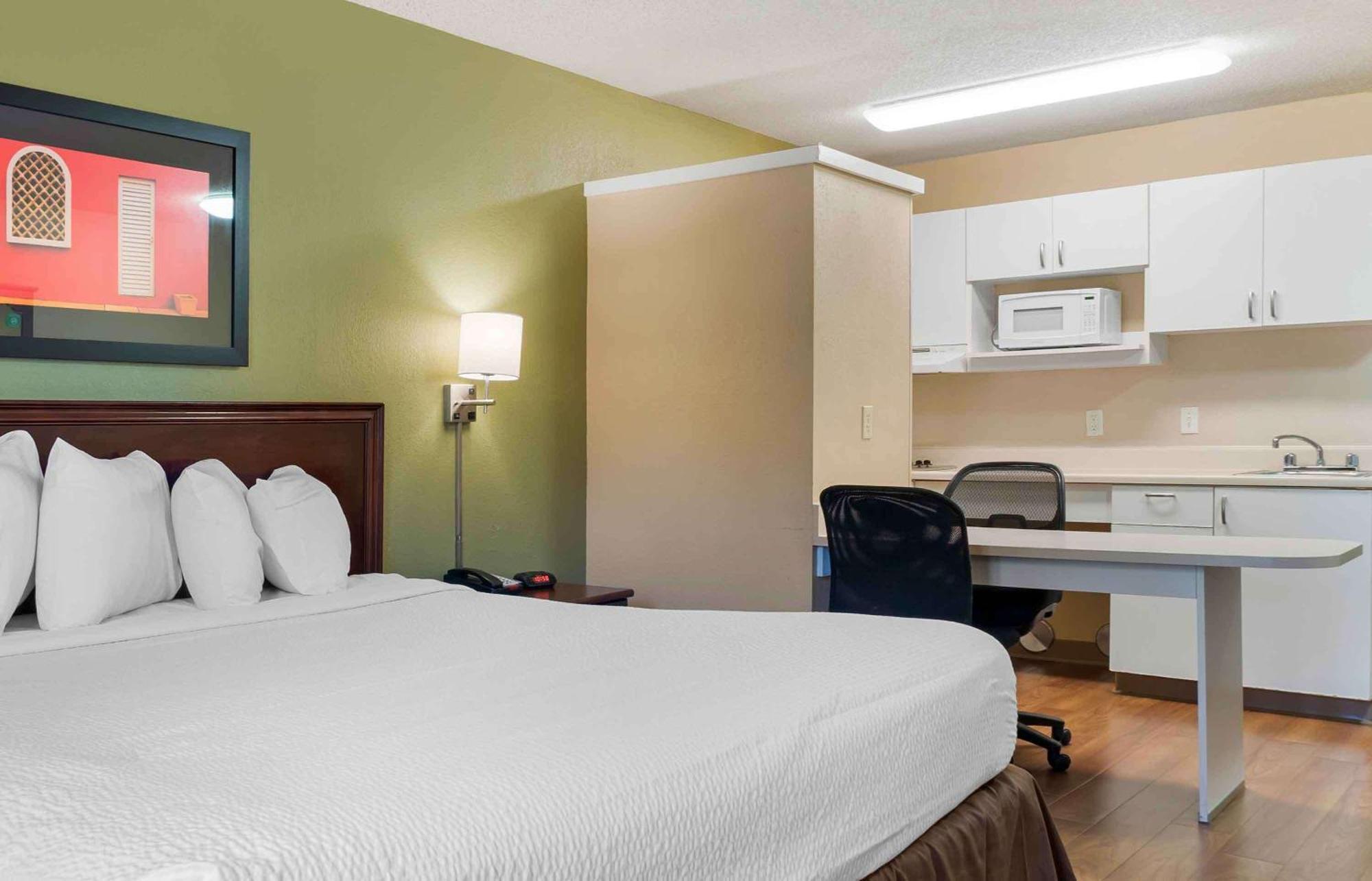 Extended Stay America Select Suites - Detroit - Novi - Haggerty Road Northville Exterior foto